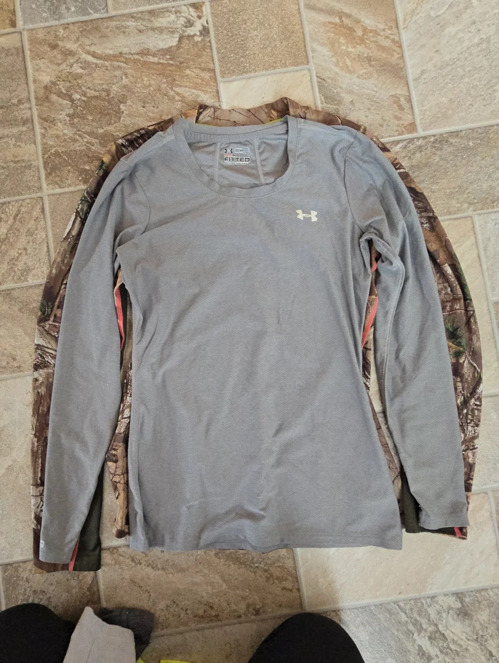 UNDER ARMOUR NIKE Etc SMALL WOMEN BUNDLE - Picture 4 of 10